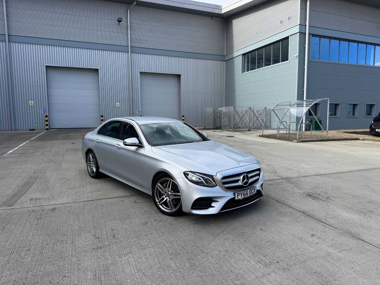 Used Mercedes-Benz E Class 2016 for sale - 76607820: Photo 18