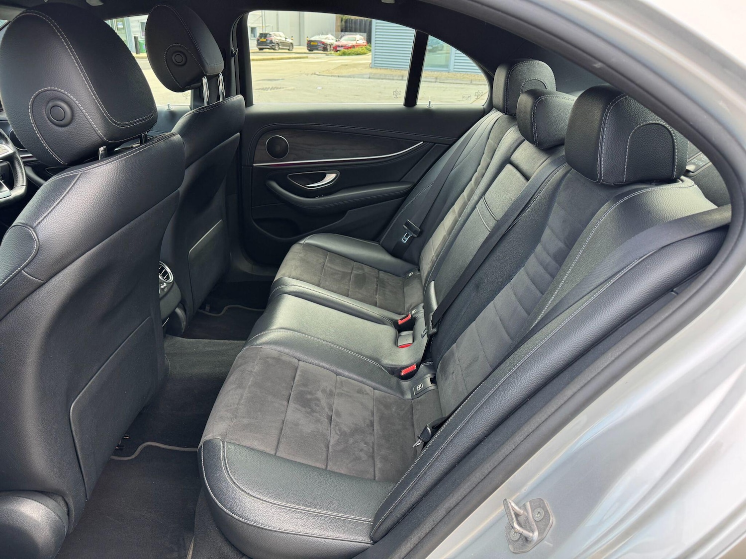 Used Mercedes-Benz E Class 2016 for sale - 76607820: Photo 7