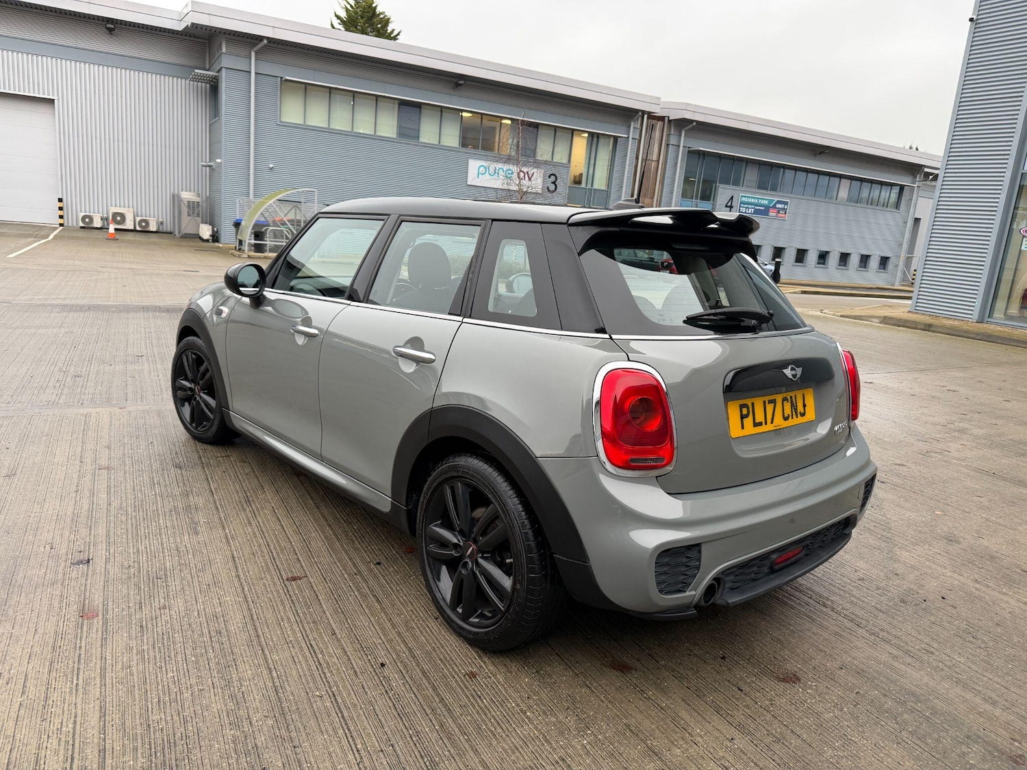 Used MINI Hatch 2017 for sale - 76964892: Photo 2