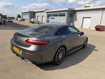 Used Mercedes-Benz E Class 2020 for sale - 79292478: Photo