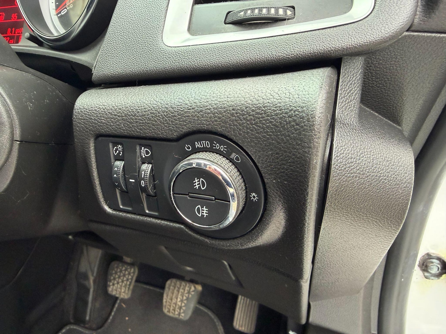 Used Vauxhall Astra GTC 2014 for sale - 77785723: Photo 11