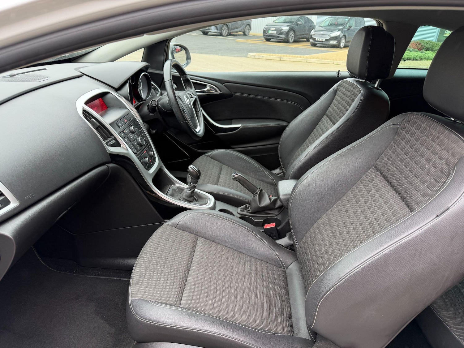 Used Vauxhall Astra GTC 2014 for sale - 77785723: Photo 5