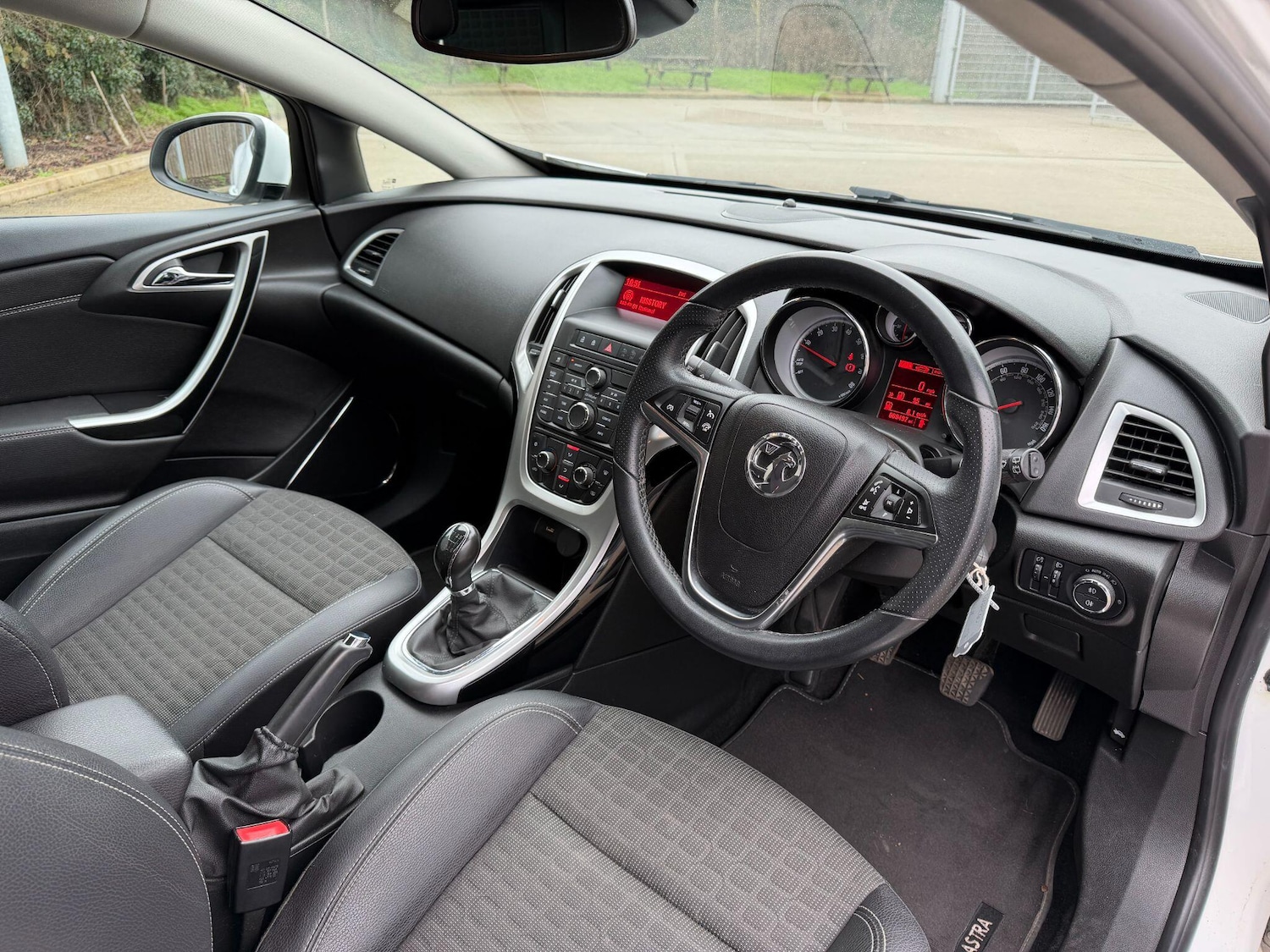 Used Vauxhall Astra GTC 2014 for sale - 77785723: Photo 9