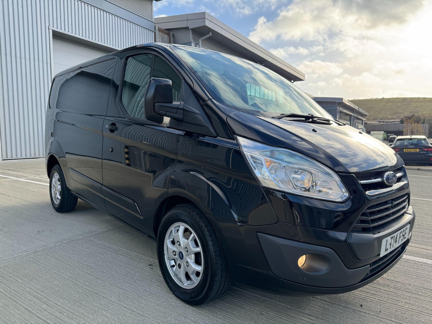 Used Ford Transit Custom 2014 for sale - 76572701: Photo 9