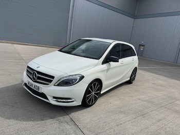 Used Mercedes-Benz B Class 2014 for sale - 77785722: Photo