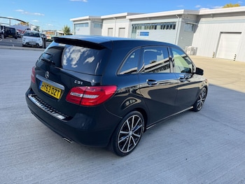 Used Mercedes-Benz B-Class 2013 for sale - 76032542: Photo
