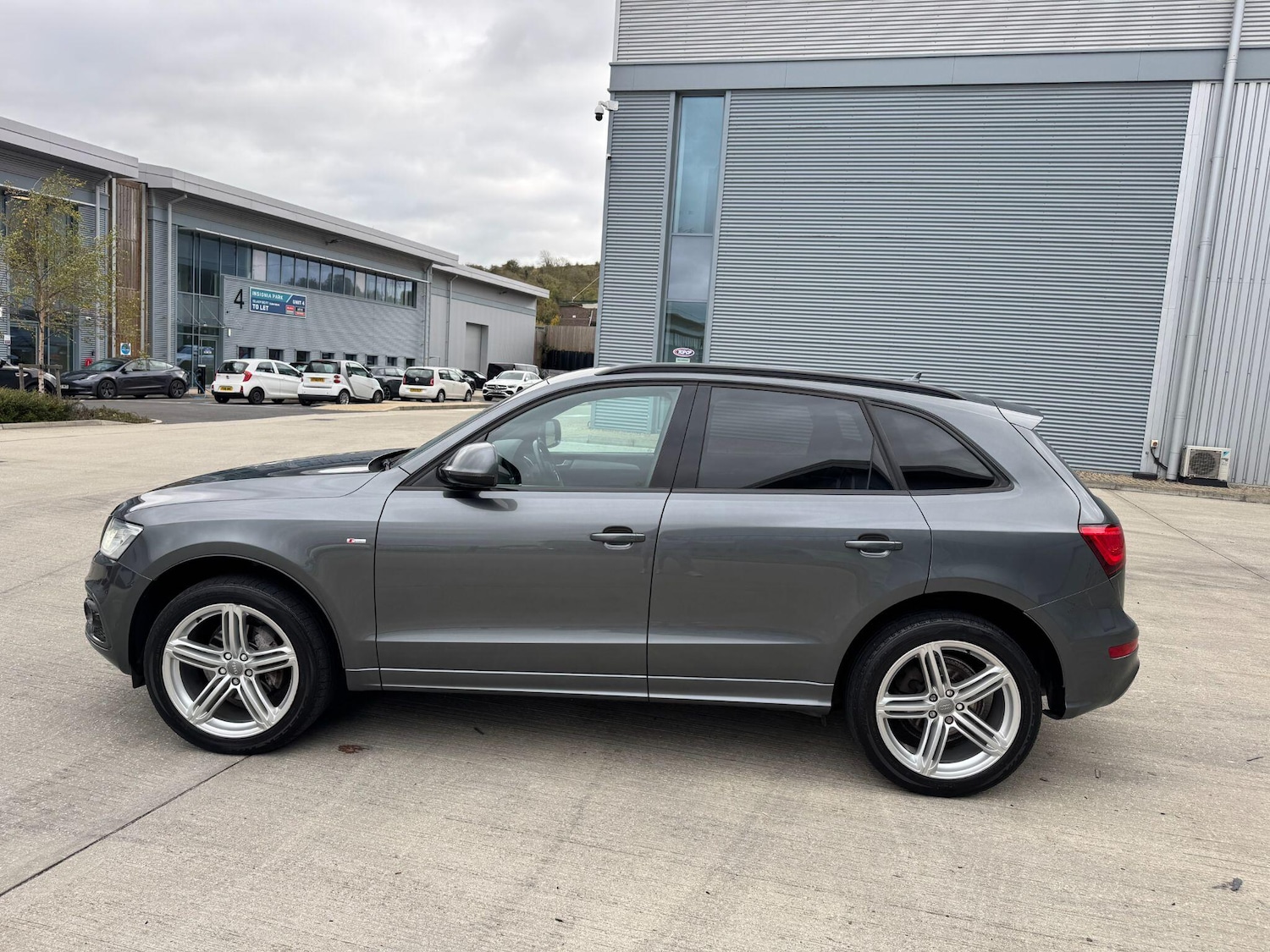 Used Audi Q5 2016 for sale - 76409201: Photo 18