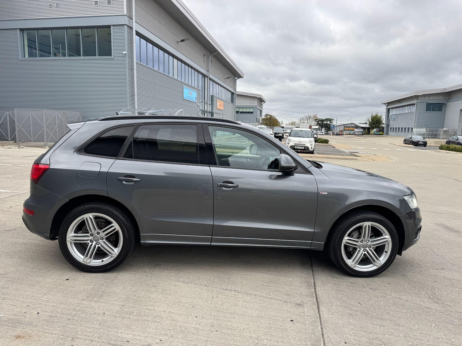Used Audi Q5 2016 for sale - 76409201: Photo 20