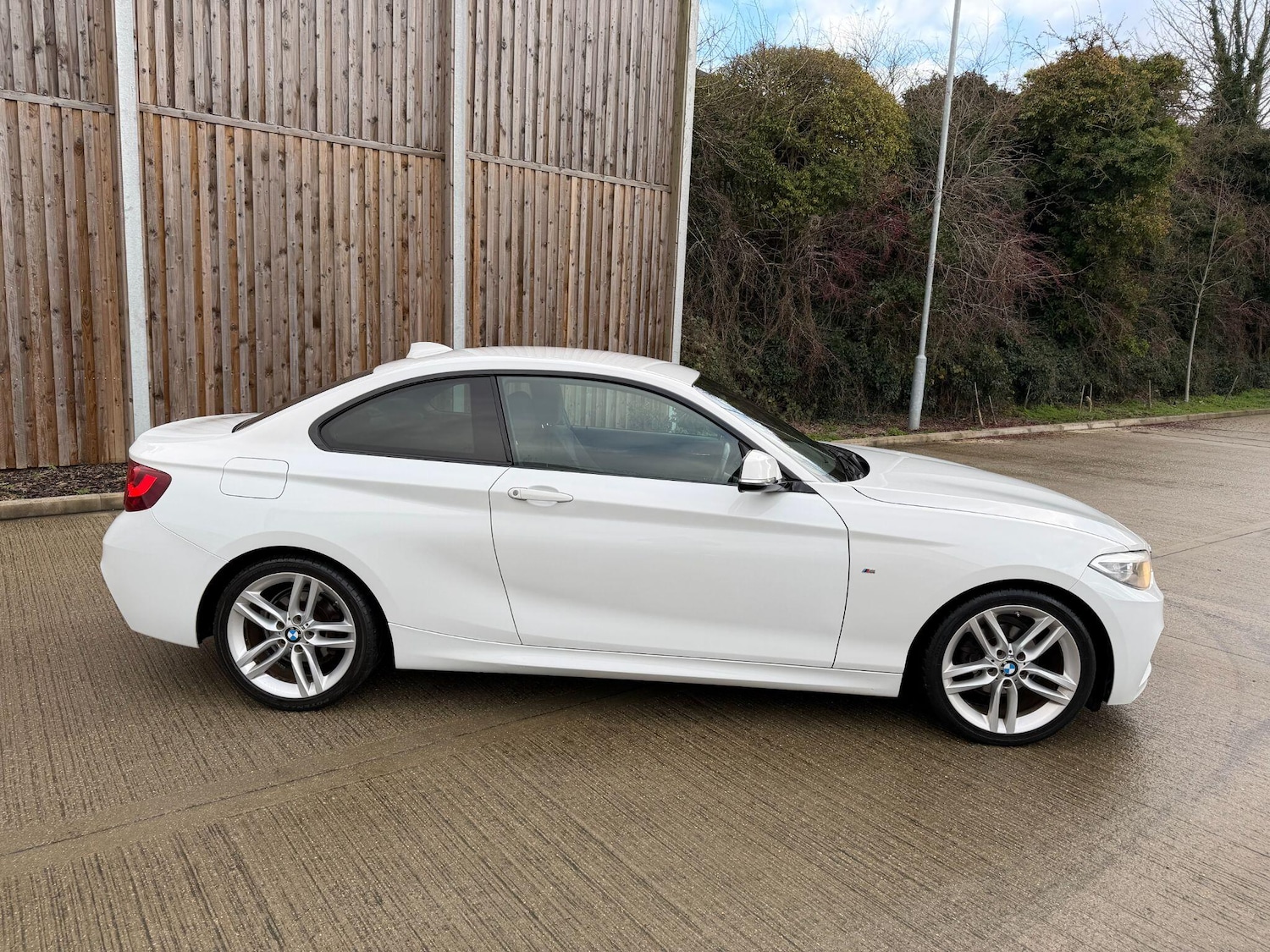Used BMW 2 Series 2014 for sale - 77131240: Photo 16