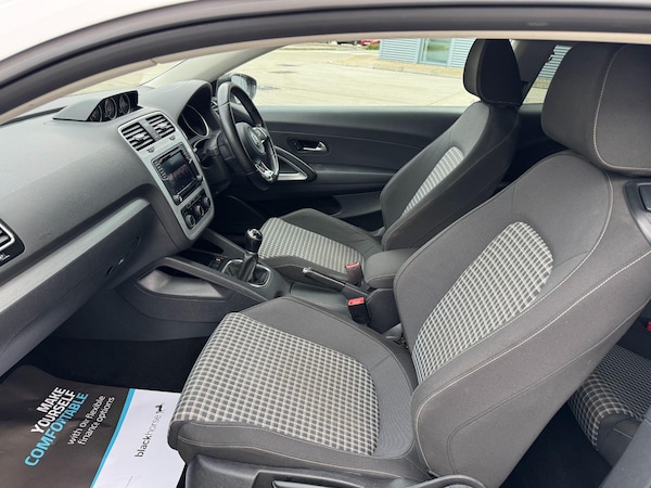 Used Volkswagen Scirocco 2015 for sale - 76215185: Photo 5