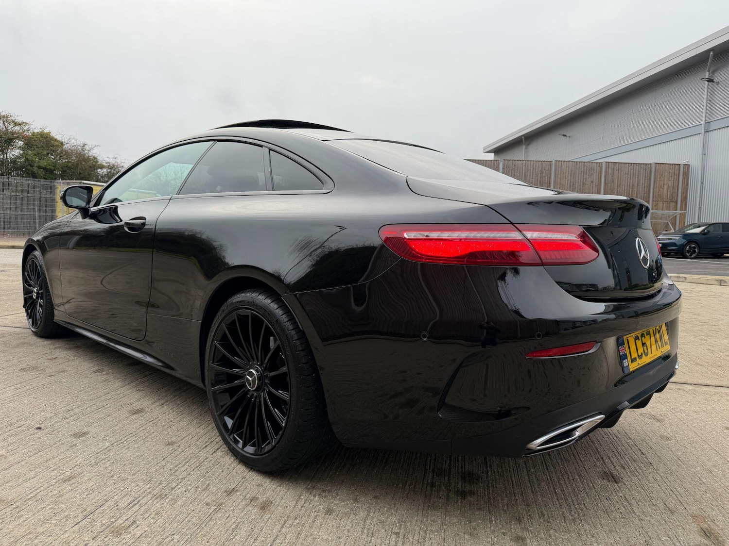 Used Mercedes-Benz E Class 2017 for sale - 76975584: Photo 17