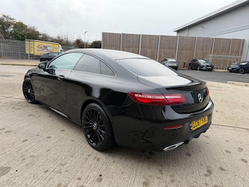 Used Mercedes-Benz E Class 2017 for sale - 76975584: Photo