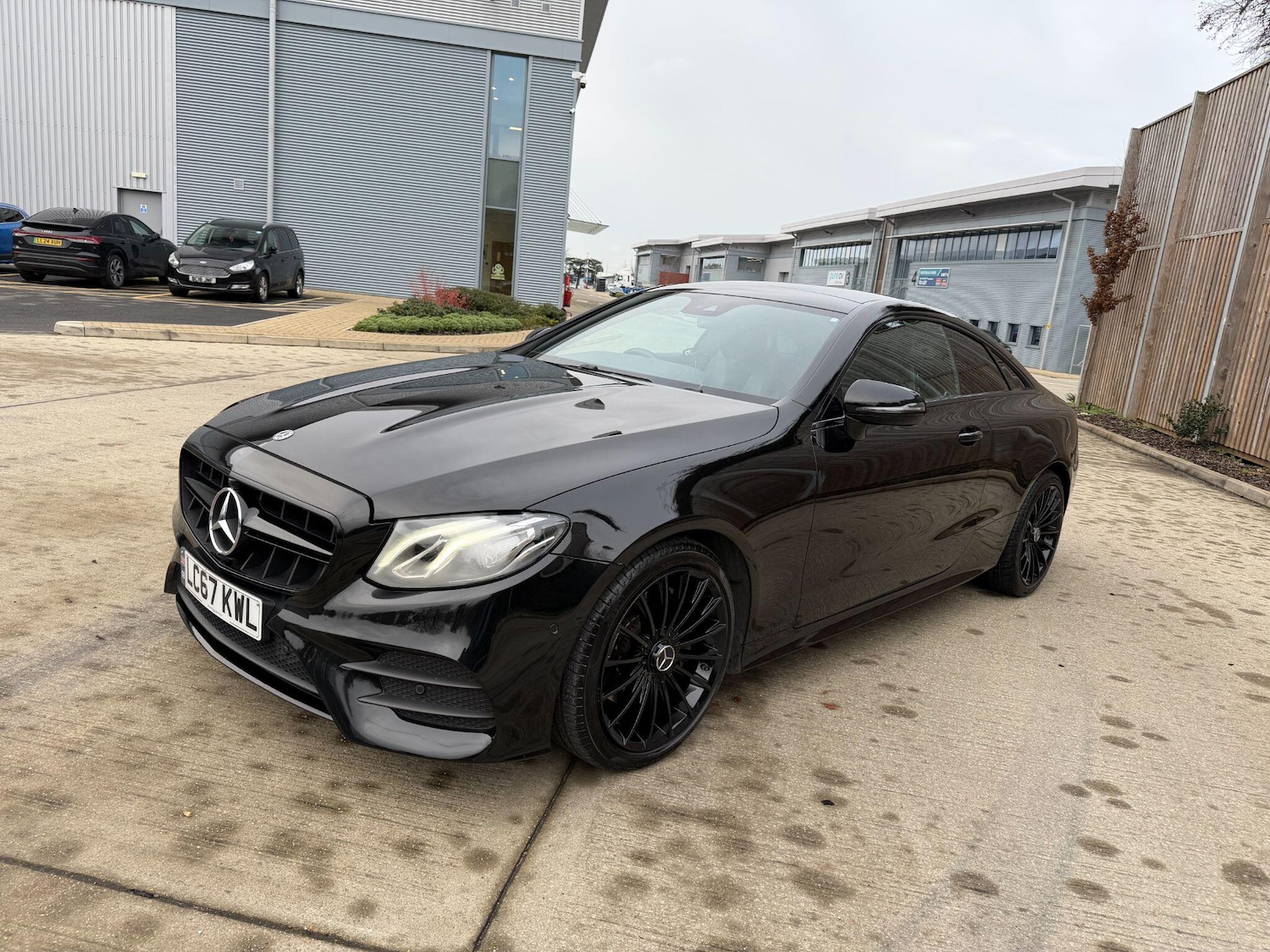 Used Mercedes-Benz E Class 2017 for sale - 76975584: Photo 3