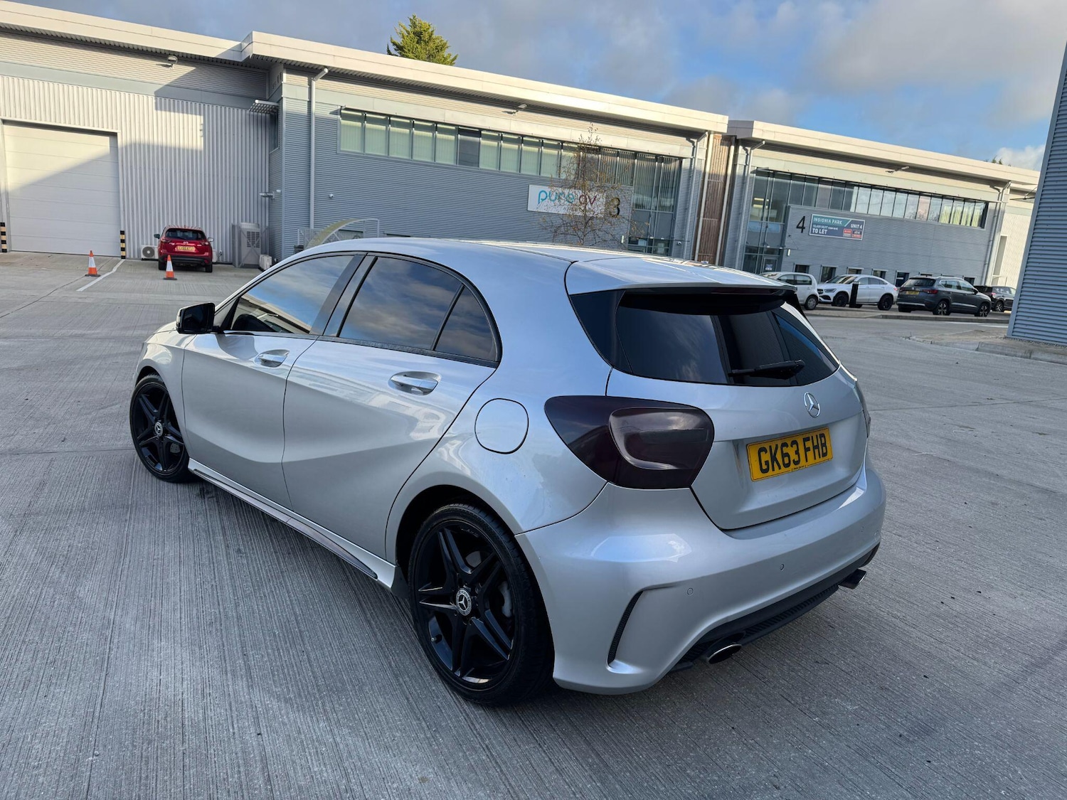 Used Mercedes-Benz A-Class 2013 for sale - 76620211: Photo 2