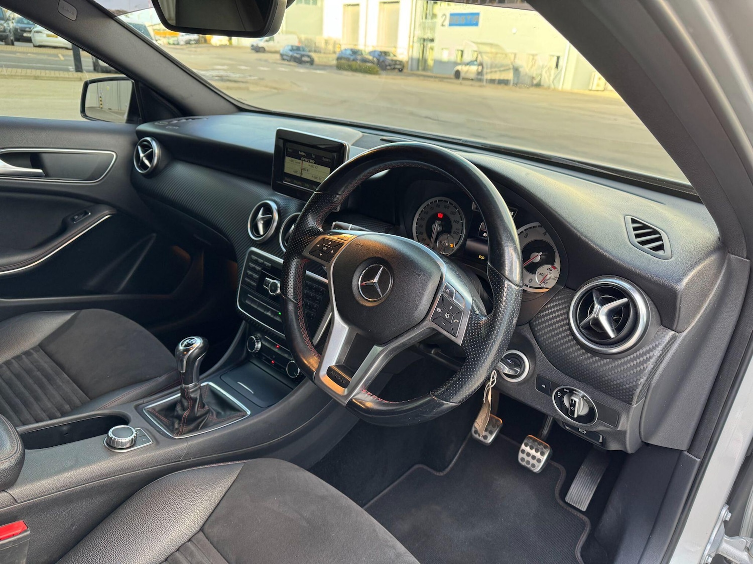 Used Mercedes-Benz A-Class 2013 for sale - 76620211: Photo 9