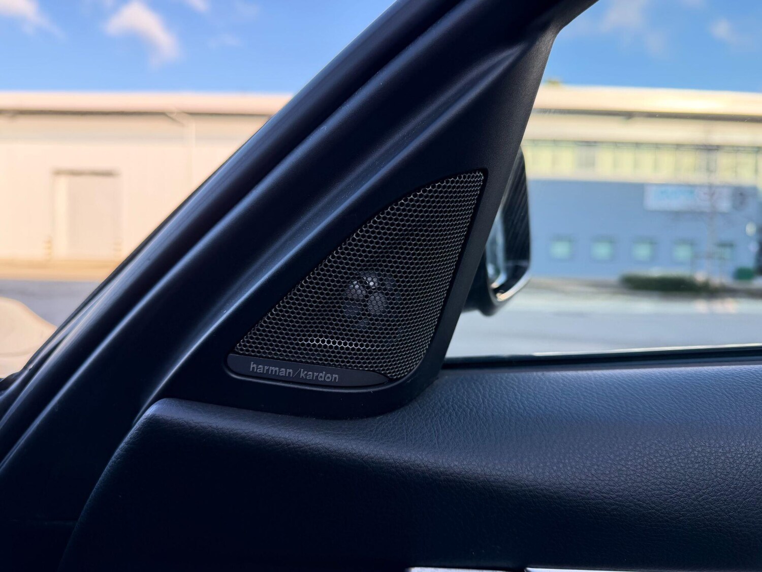 Used BMW 3 Series 2018 for sale - 77439753: Photo 11