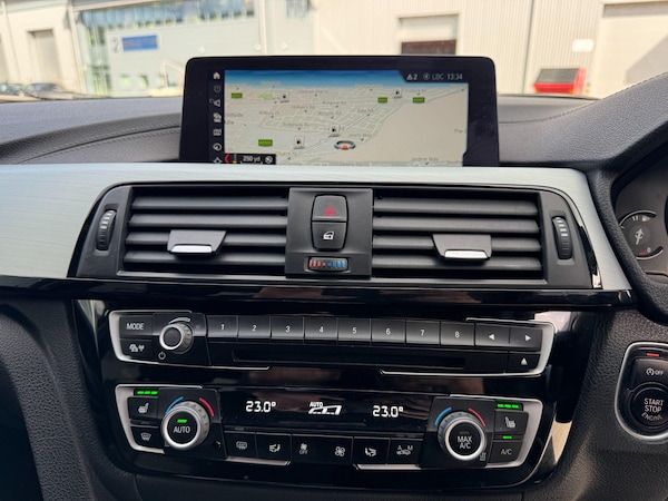 Used BMW 3 Series 2018 for sale - 76137462: Photo 11