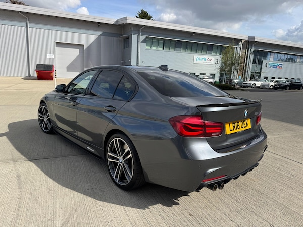 Used BMW 3 Series 2018 for sale - 76137462: Photo 2