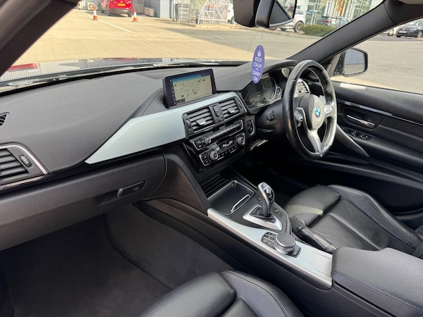 Used BMW 3 Series 2018 for sale - 76137462: Photo 6