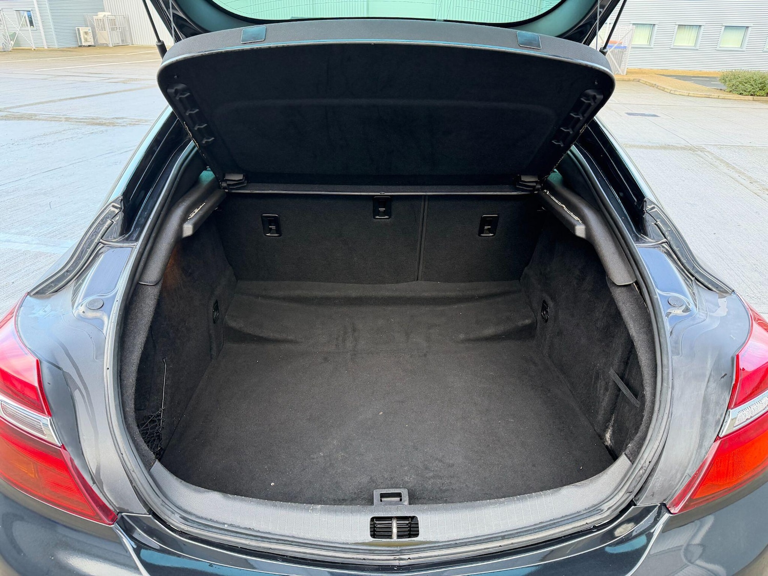 Used Vauxhall Insignia 2014 for sale - 77395773: Photo 8