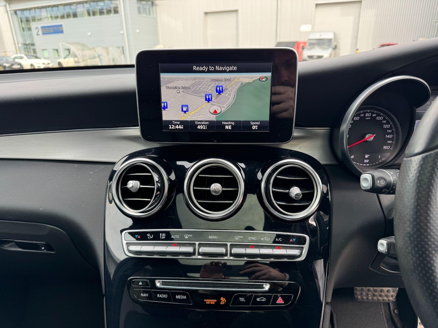 Used Mercedes-Benz GLC 2016 for sale - 76423285: Photo 11