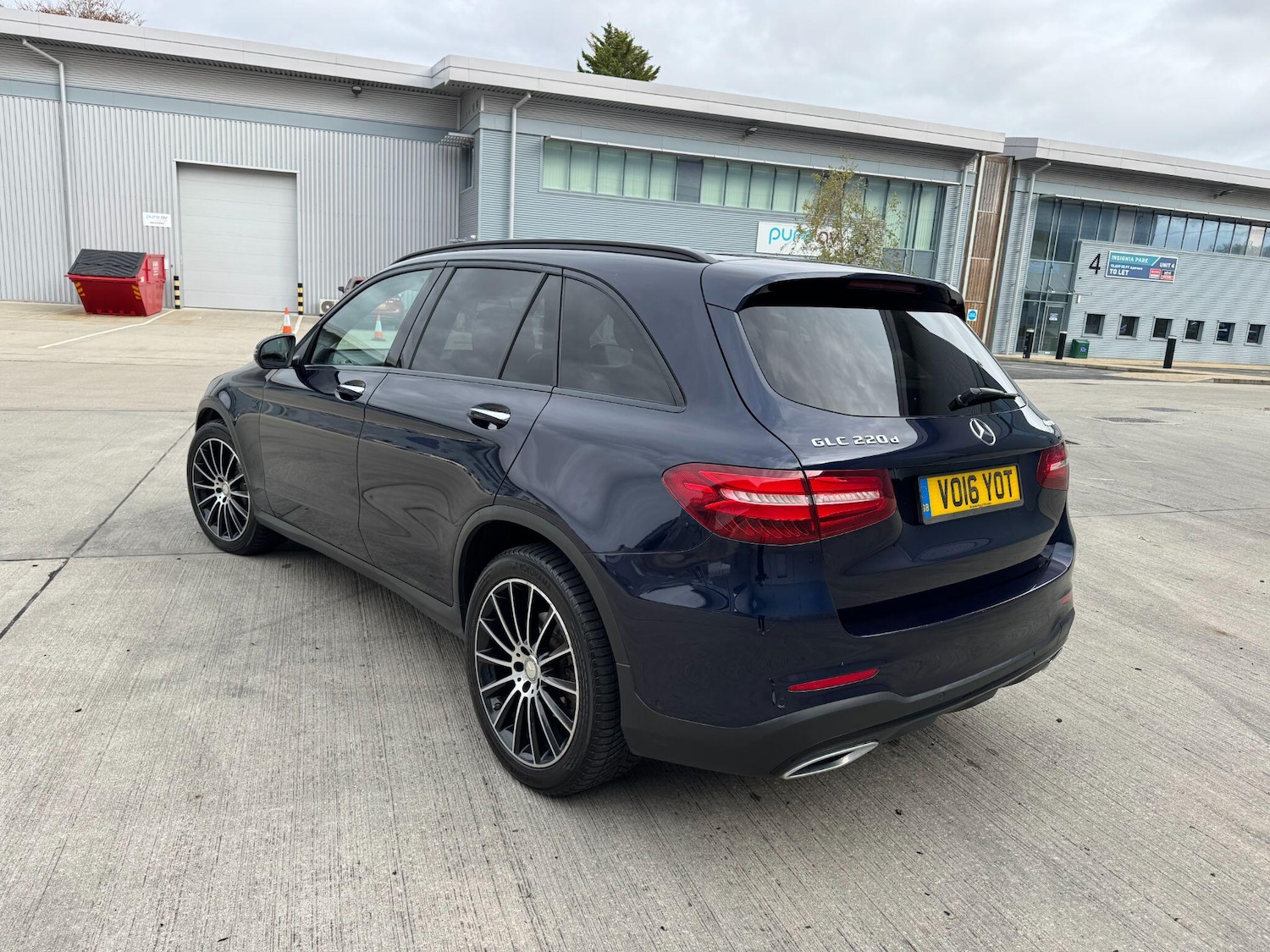 Used Mercedes-Benz GLC 2016 for sale - 76423285: Photo 2