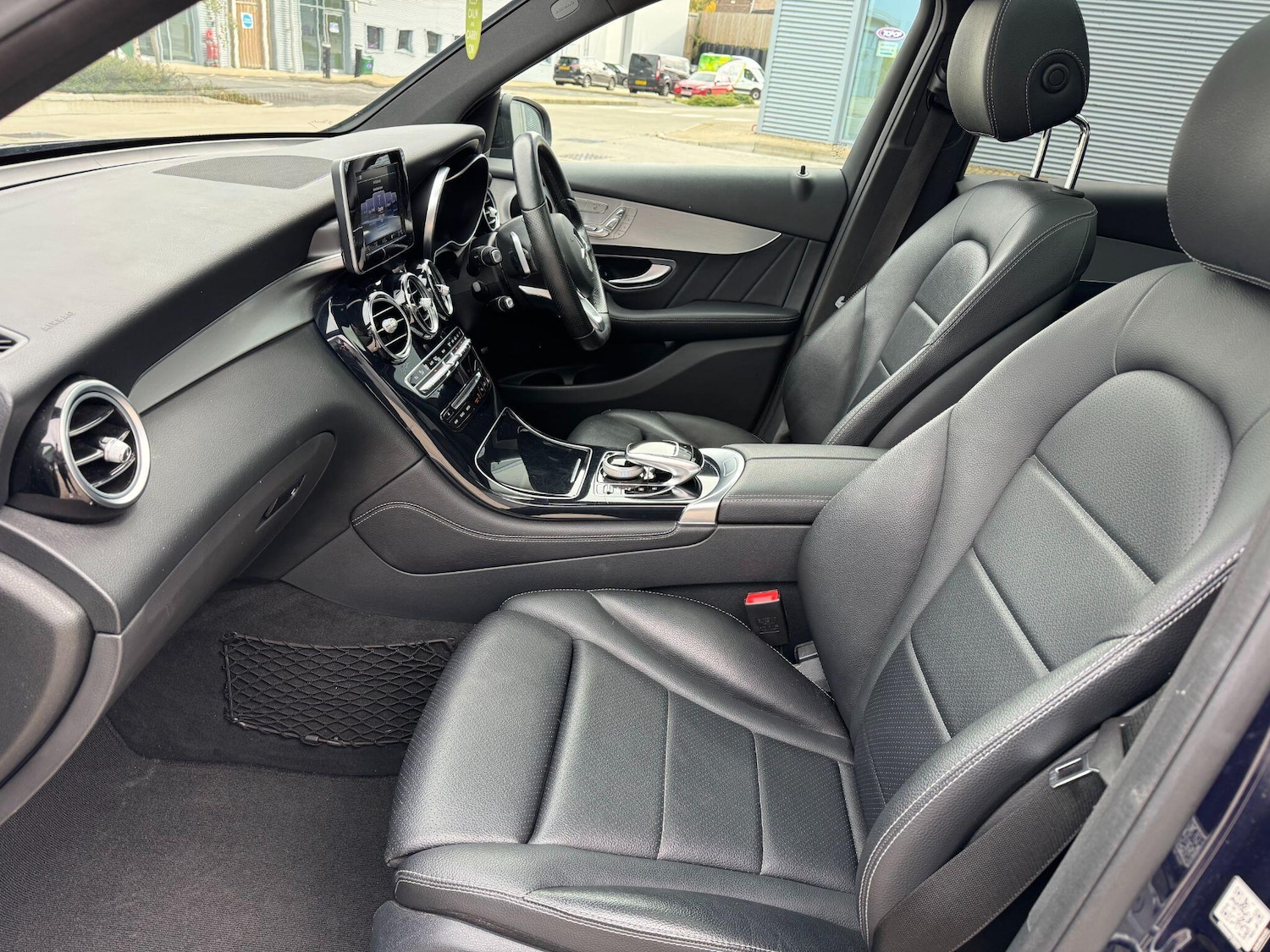 Used Mercedes-Benz GLC 2016 for sale - 76423285: Photo 5