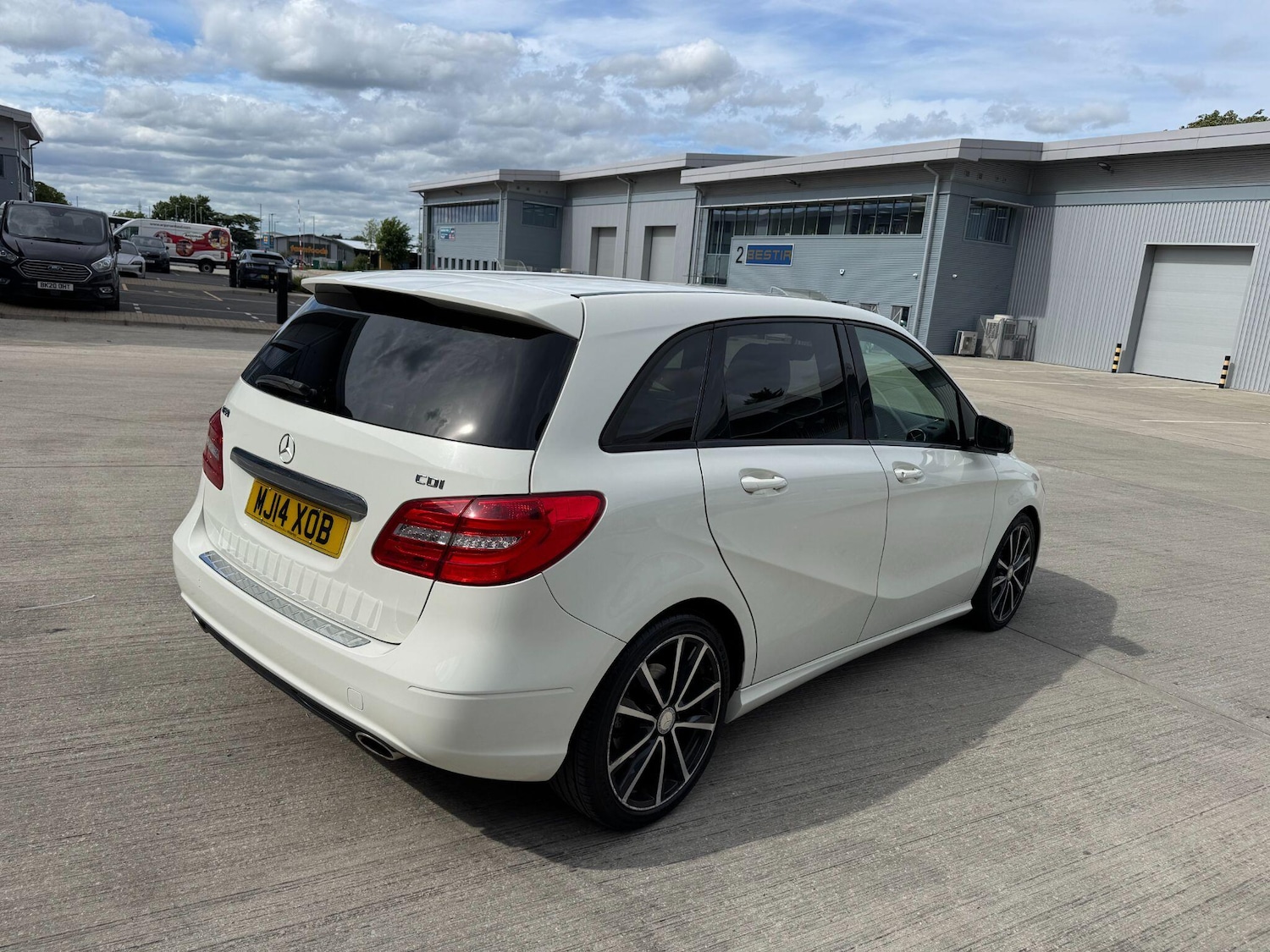 Used Mercedes-Benz B Class for sale - 77625495: Photo 4