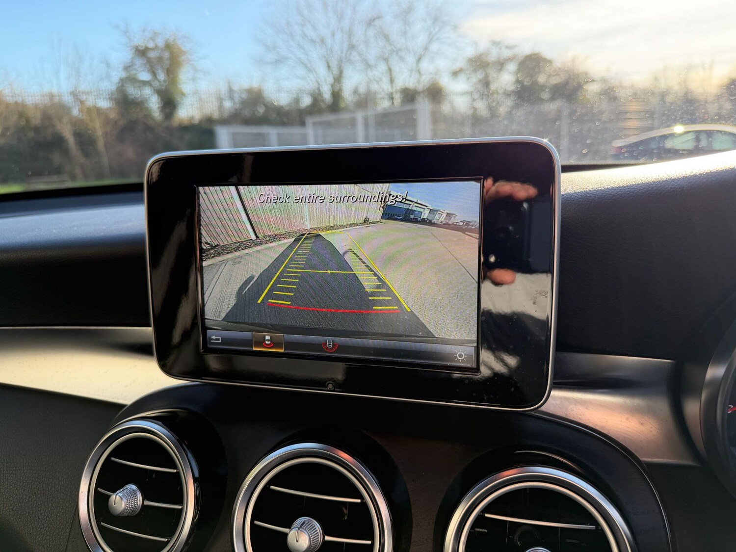 Used Mercedes-Benz GLC 2018 for sale - 77657528: Photo 11