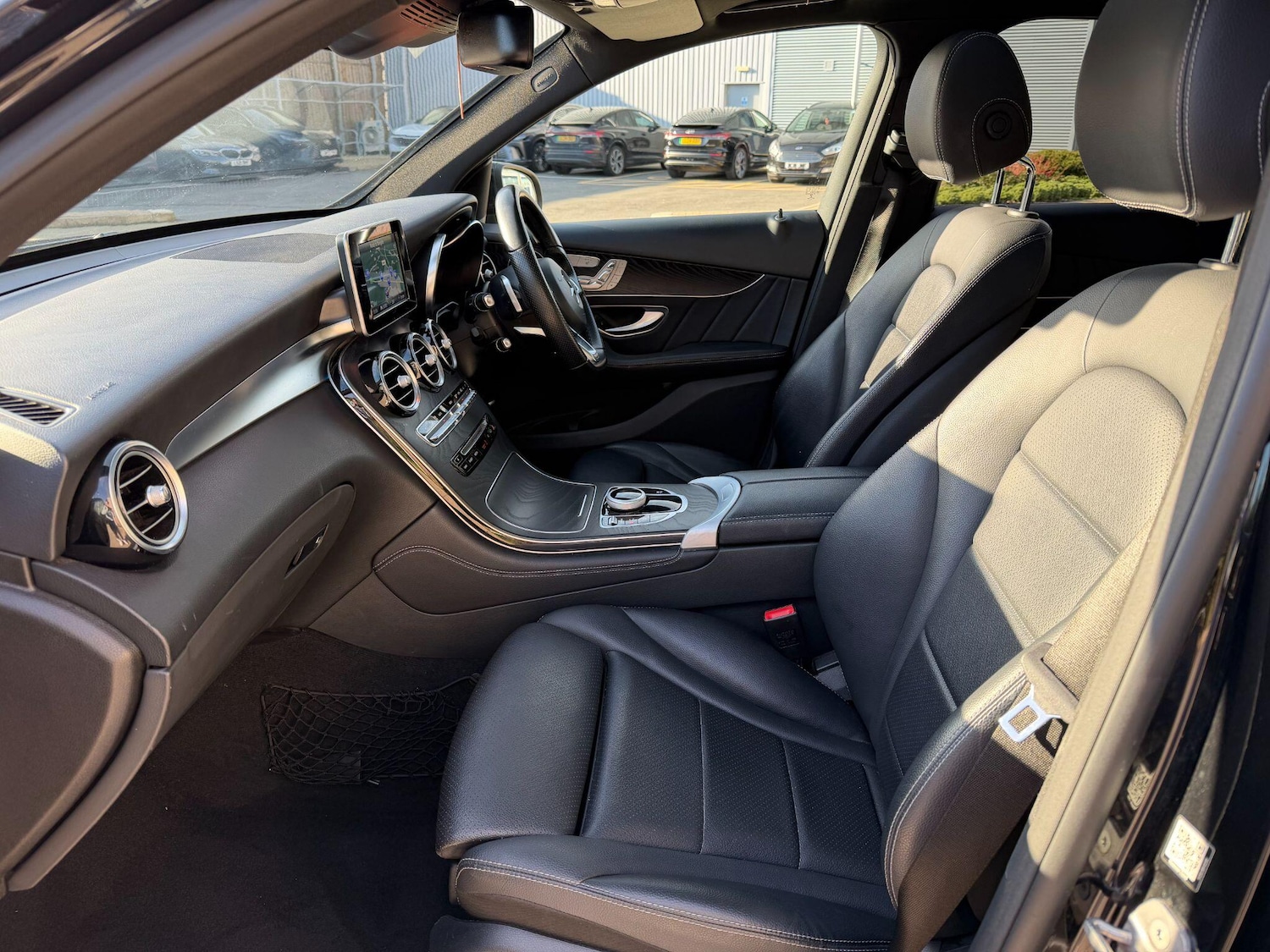 Used Mercedes-Benz GLC 2018 for sale - 77657528: Photo 5