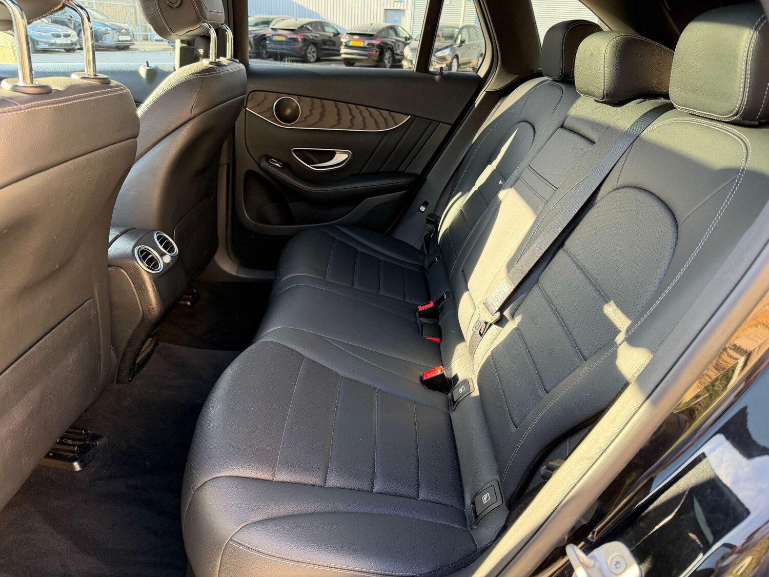 Used Mercedes-Benz GLC 2018 for sale - 77657528: Photo 7