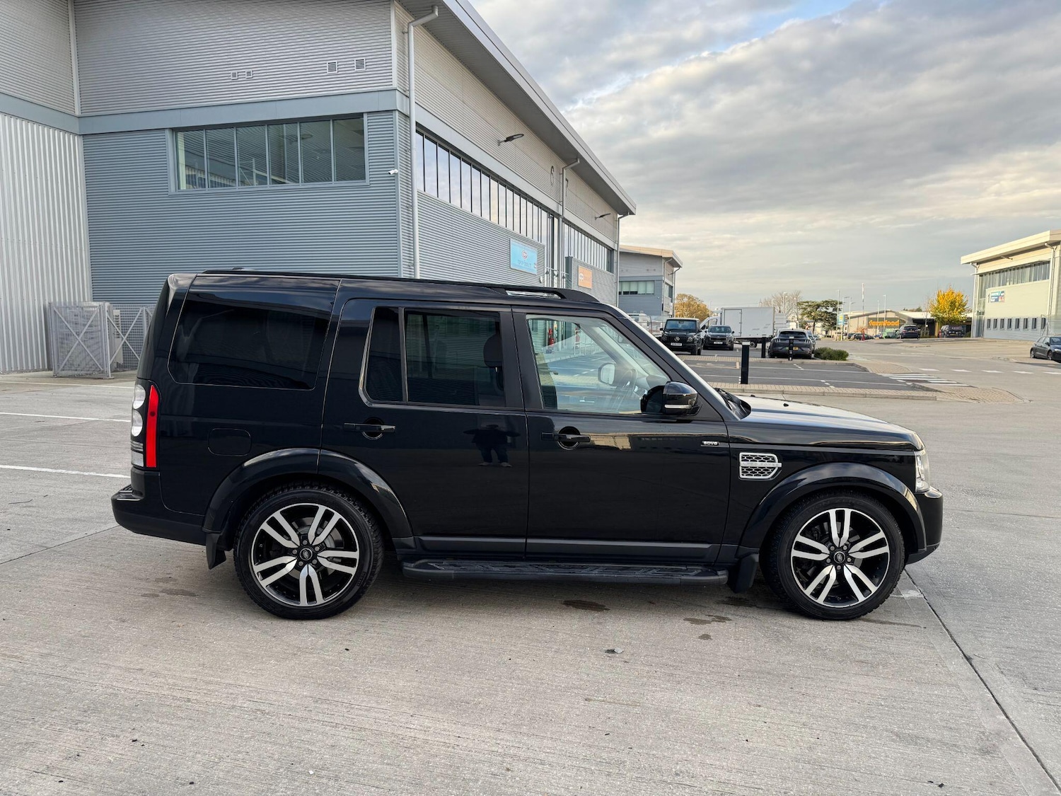 Used Land Rover Discovery 2015 for sale - 76485064: Photo 22