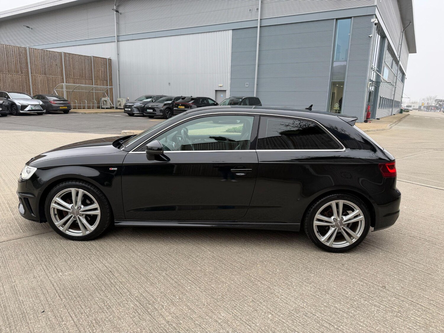 Used Audi A3 2014 for sale - 77839216: Photo 15