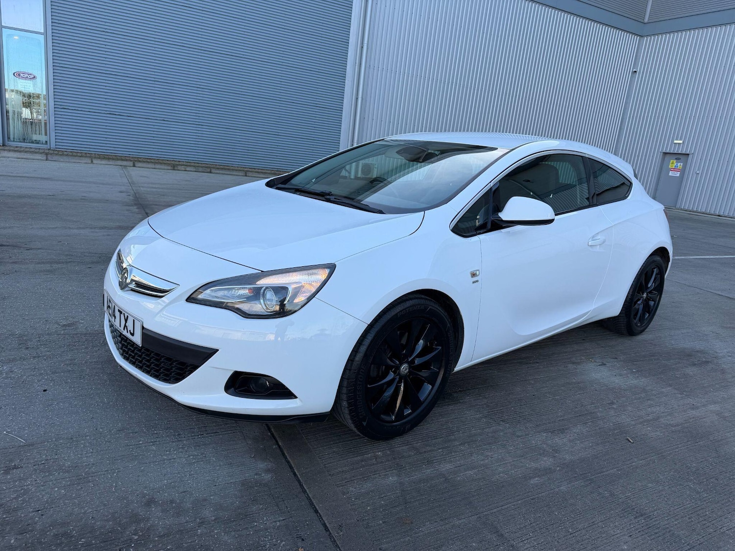 Used Vauxhall Astra GTC 2014 for sale - 76714645: Photo 3