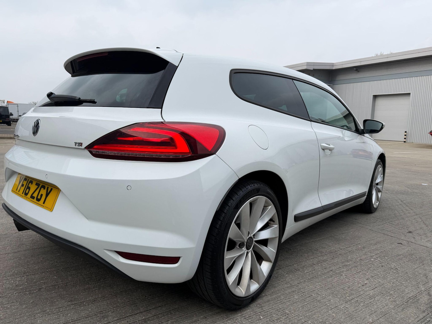Used Volkswagen Scirocco 2016 for sale - 77993947: Photo 13