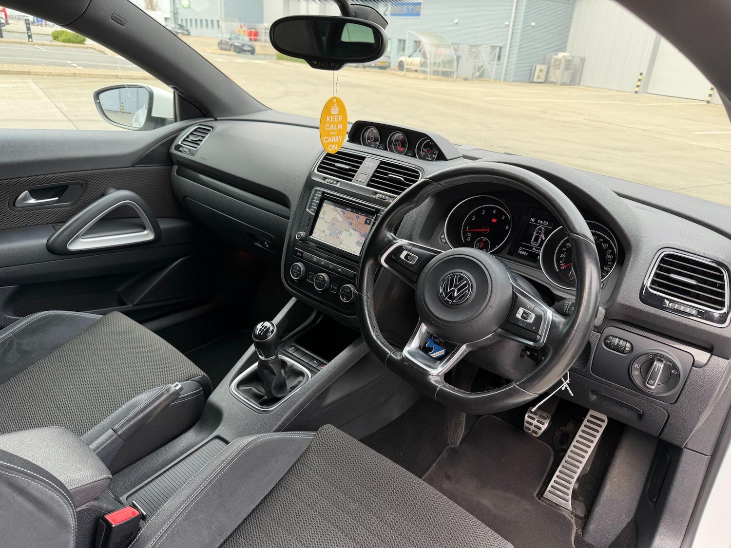 Used Volkswagen Scirocco 2016 for sale - 77993947: Photo 9