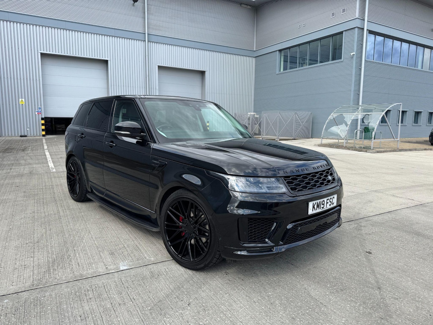 Used Land Rover Range Rover Sport 2019 for sale - 76409632: Photo 1