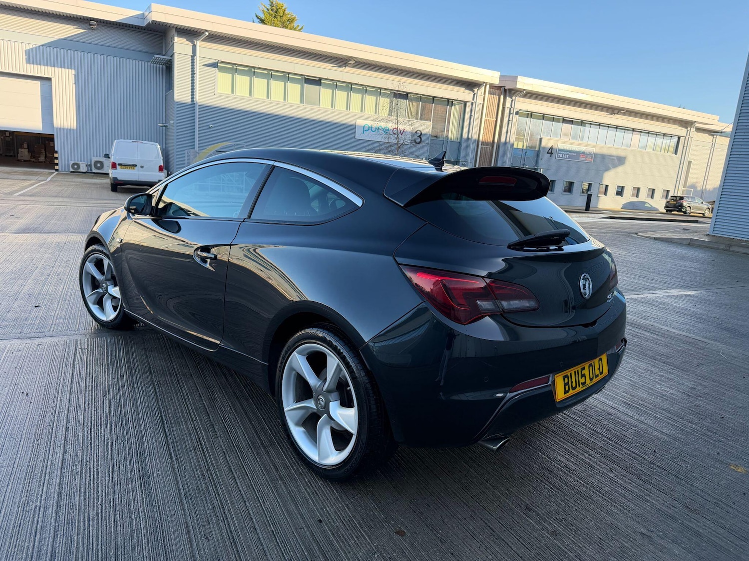 Used Vauxhall Astra GTC 2015 for sale - 76801672: Photo 2