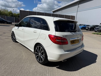 Used Mercedes-Benz B Class 2013 for sale - 78319378: Photo