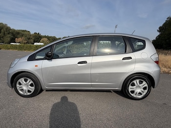 Used Honda Jazz 2010 for sale - 79299554: Photo