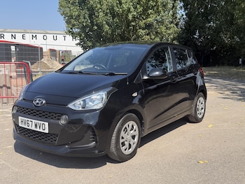 Used Hyundai i10 2017 for sale - 79304460: Photo