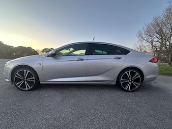 Used Vauxhall Insignia 2019 for sale - 79693255: Photo
