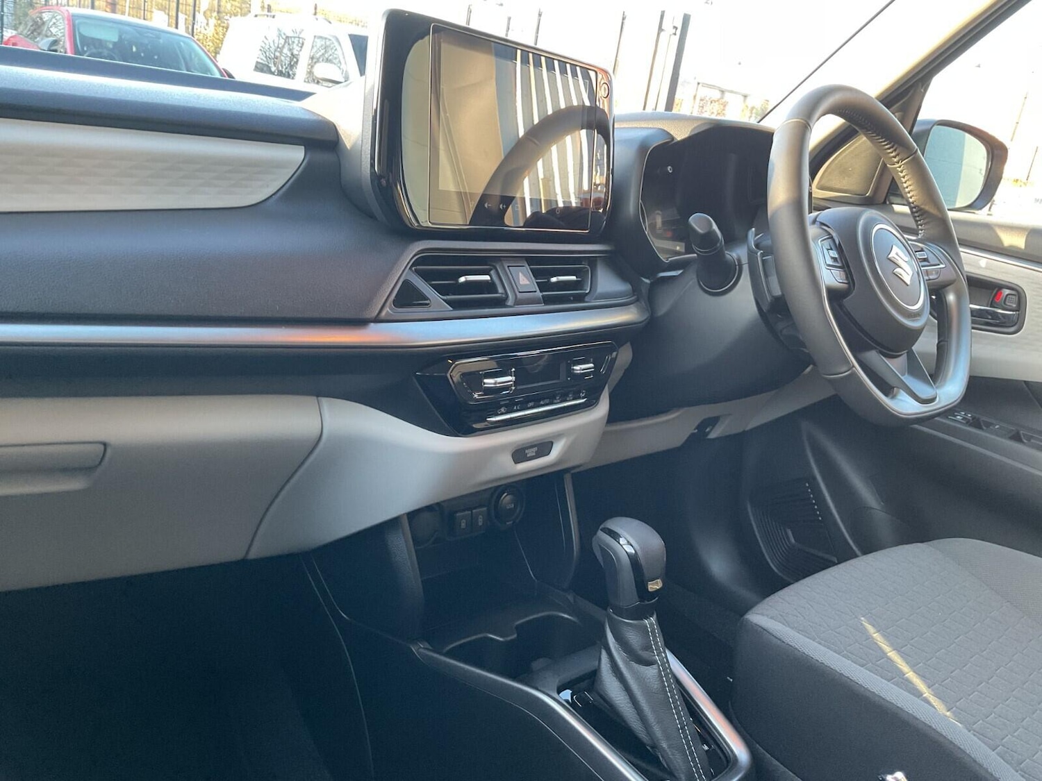 Used Suzuki Swift 2025 for sale - 76964647: Photo 3