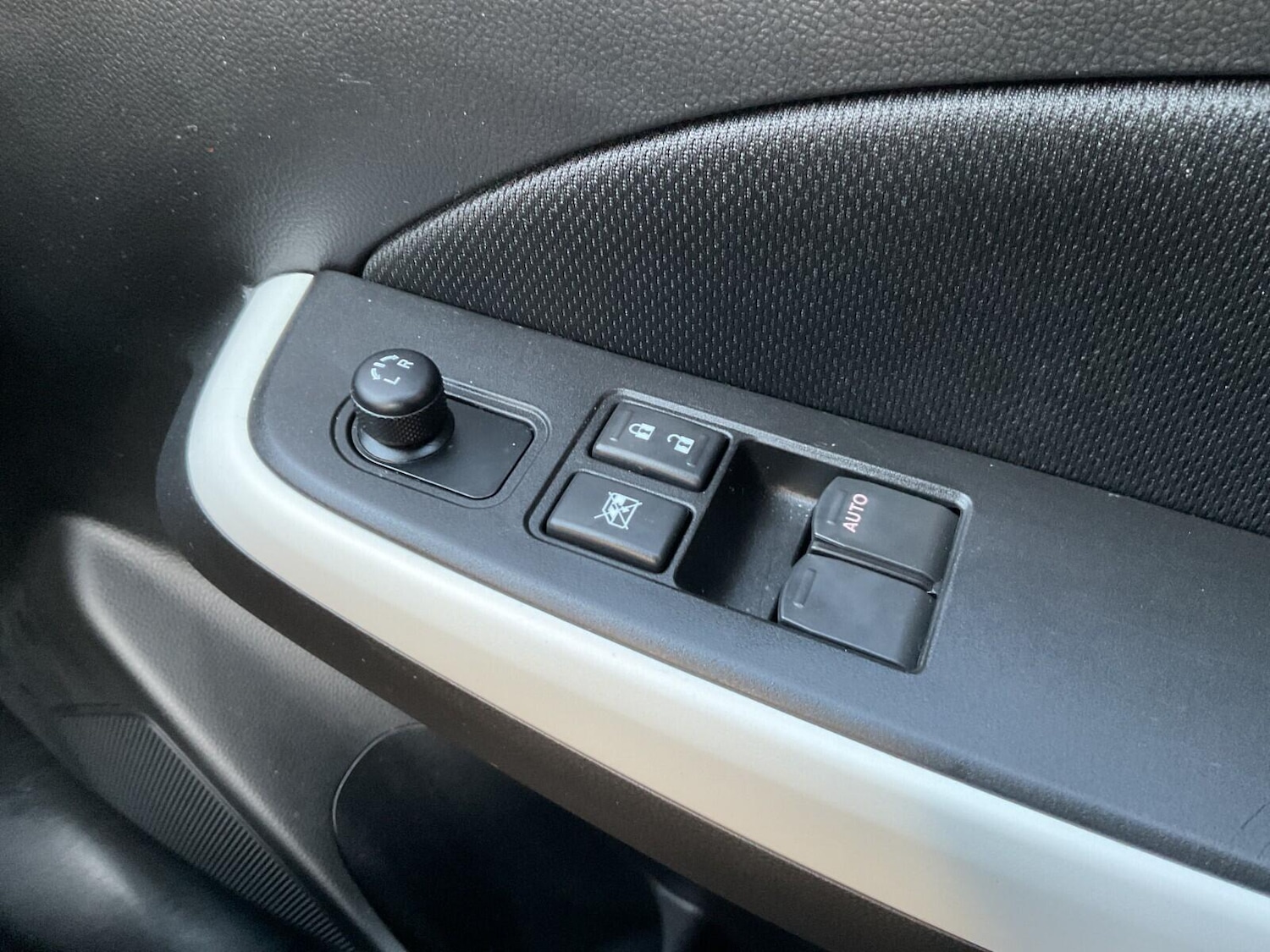 Used Suzuki Swift 2023 for sale - 76735143: Photo 18