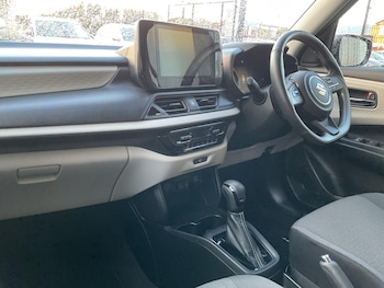 Used Suzuki Swift 2024 for sale - 76714402: Photo