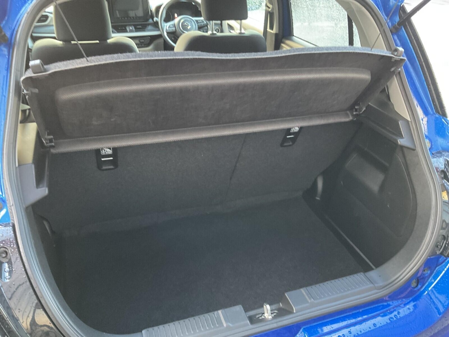 Used Suzuki Swift 2024 for sale - 76714402: Photo 35