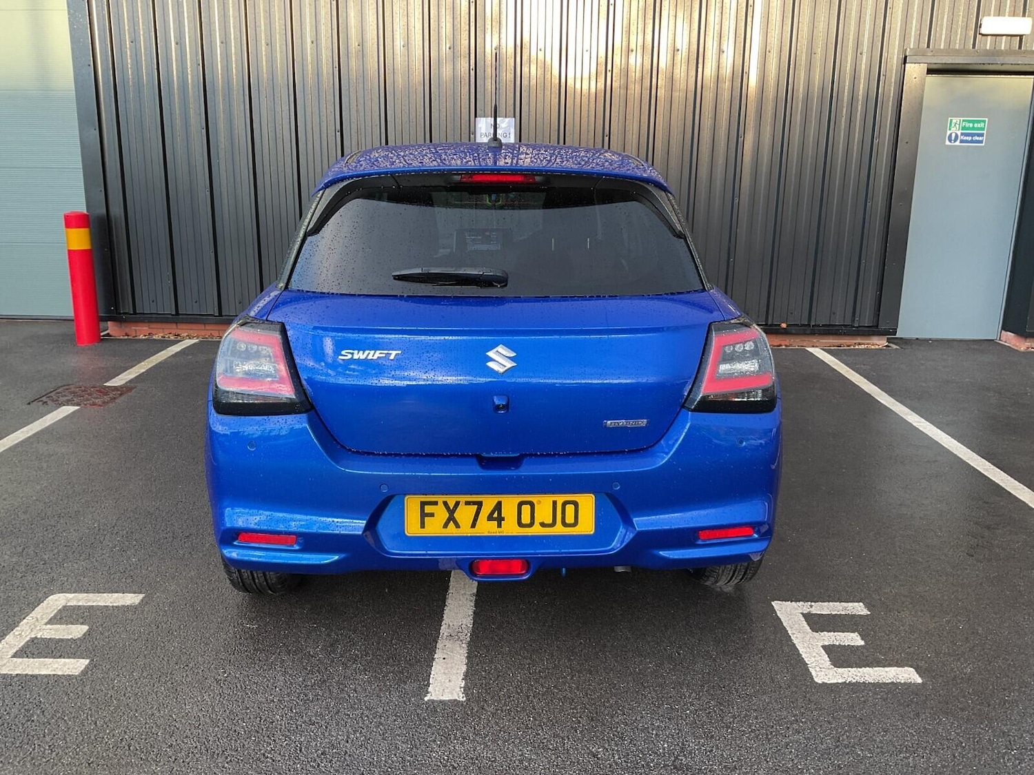 Used Suzuki Swift 2024 for sale - 76714402: Photo 4