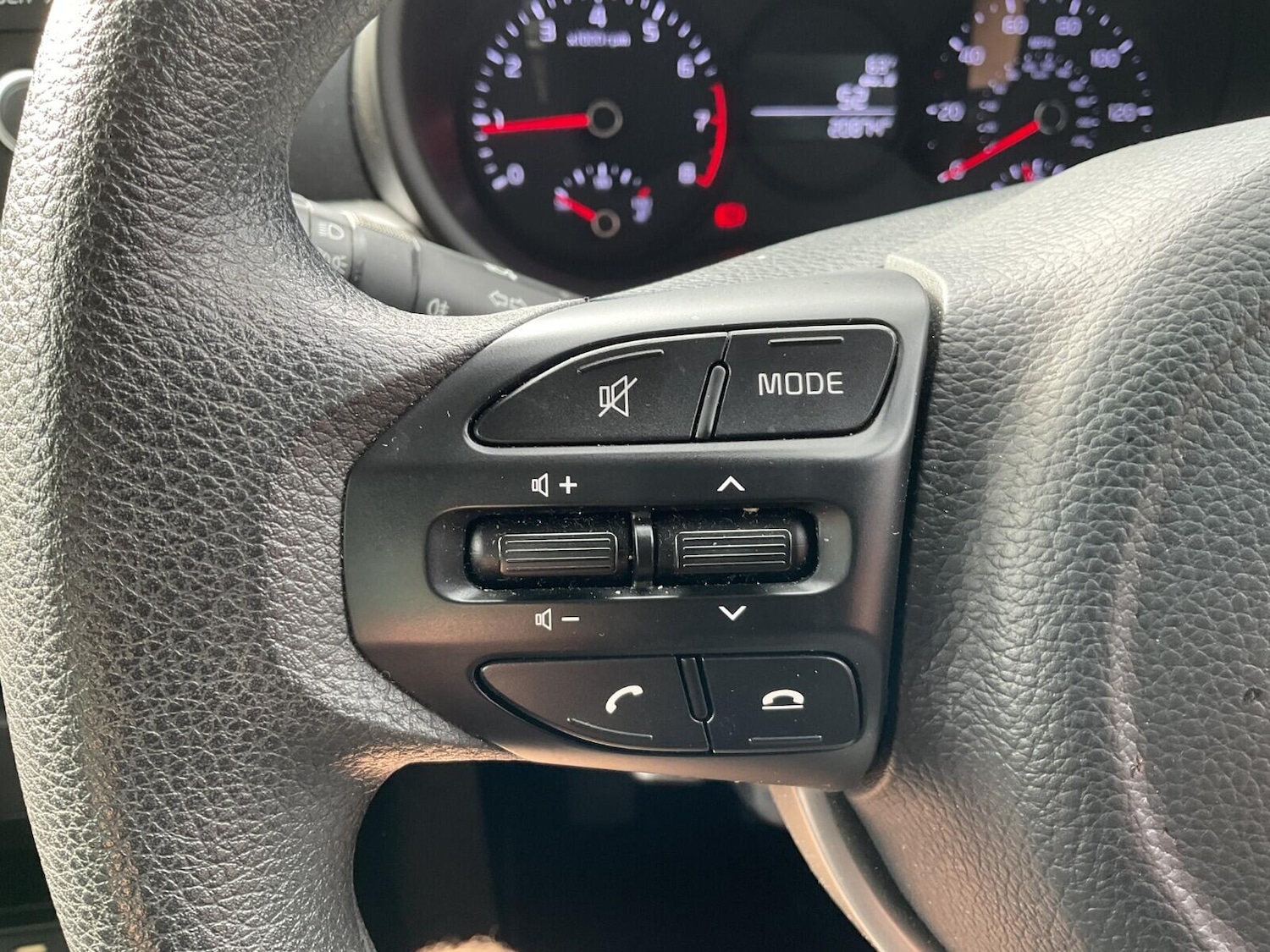 Used Kia Picanto 2022 for sale - 76360450: Photo 11