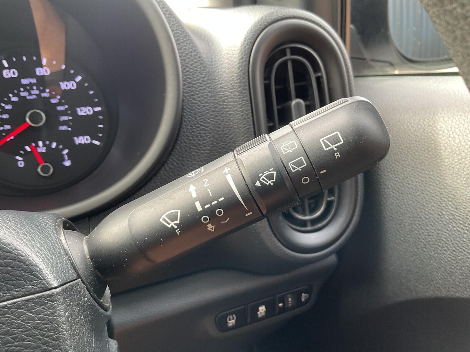 Used Kia Picanto 2022 for sale - 76360450: Photo 14