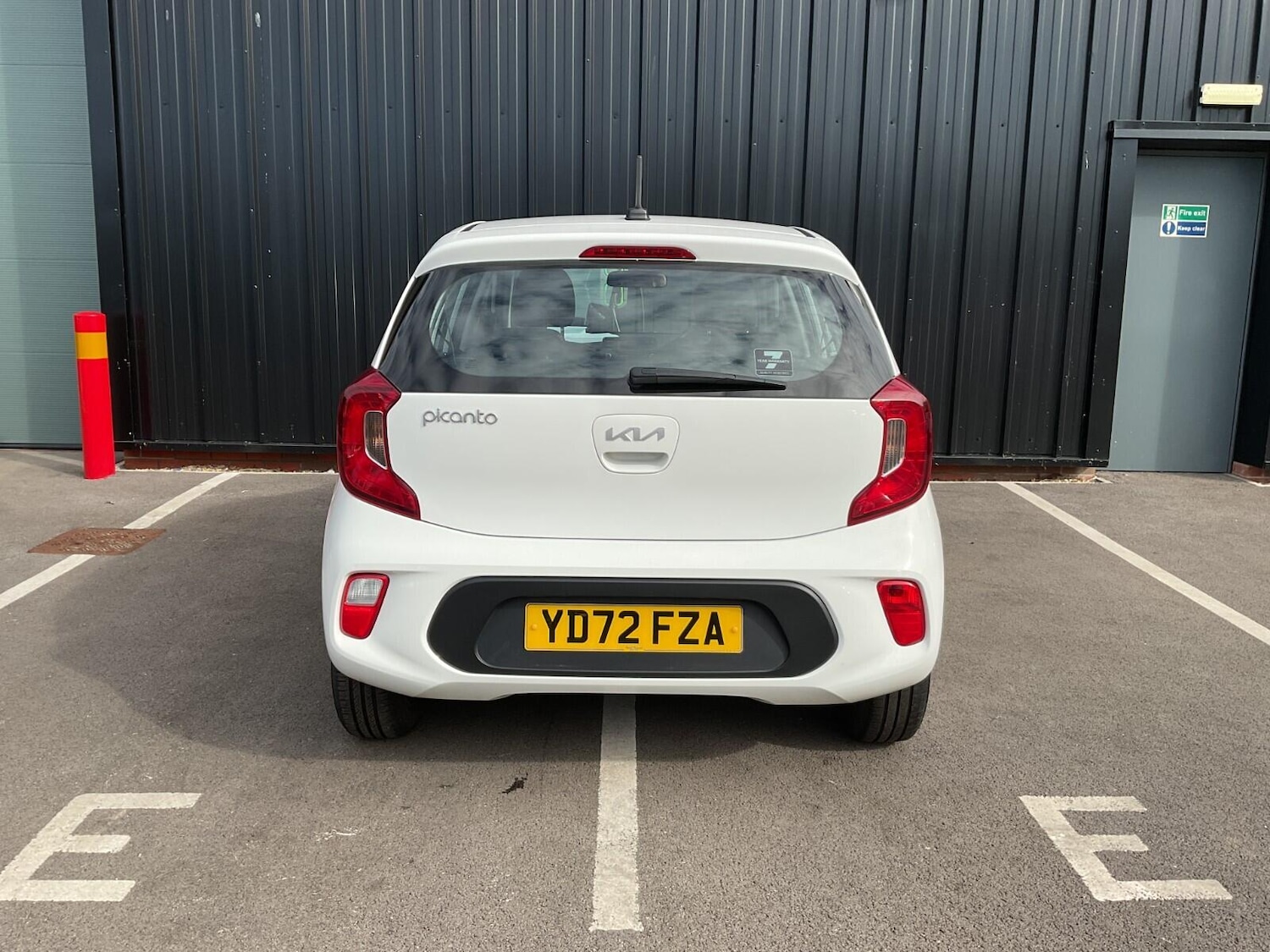 Used Kia Picanto 2022 for sale - 76360450: Photo 4